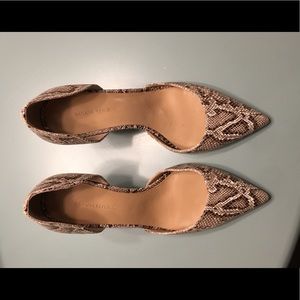 Banana Republic pumps